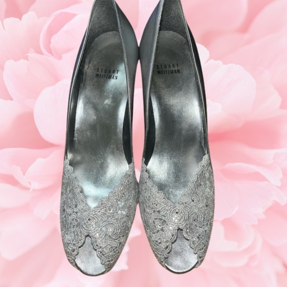 Stuart Weitzman Wedding Silver Satin And Lace Heels, SZ 9.5”M - Picture 3 of 16